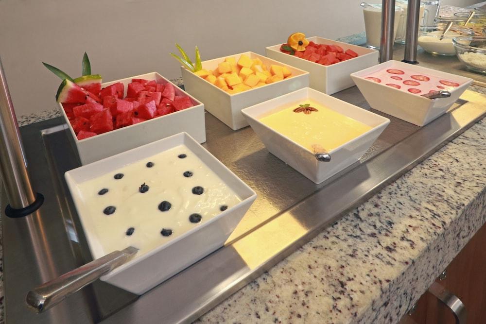Wyndham Garden Guadalajara Acueducto Hotel Zapopan Kültér fotó
