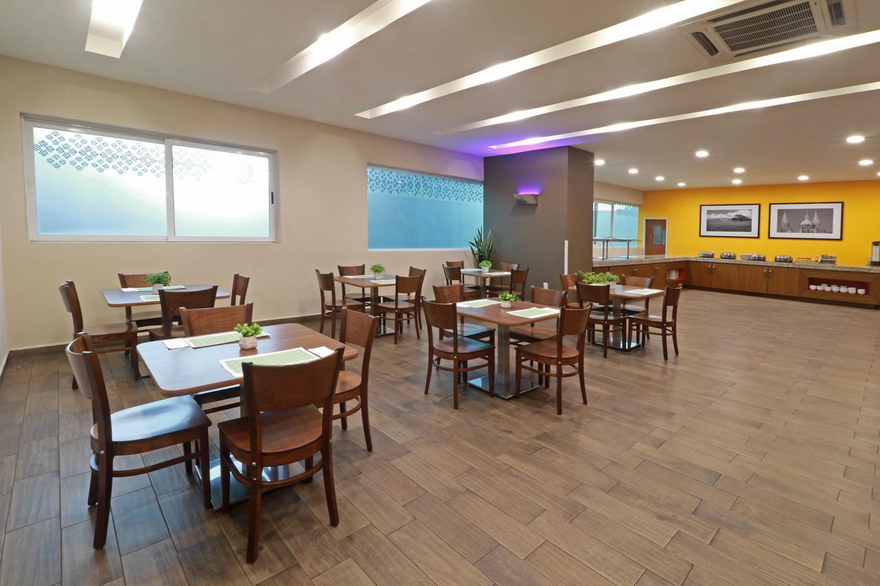 Wyndham Garden Guadalajara Acueducto Hotel Zapopan Kültér fotó